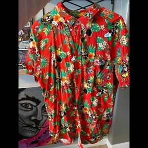 Disney Button up Men L